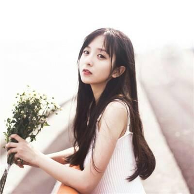 91CM-171合租男女无法回房的她却成了我的抱友相关图片