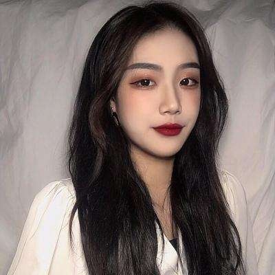 MINI04骚气十足的性感后妈